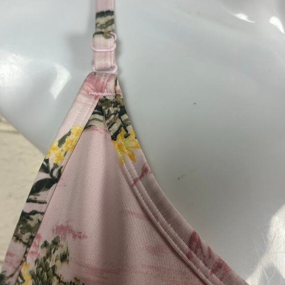 PINK Victoria's Secret Tropical Print Sports Bra size L - Picture 3 of 8